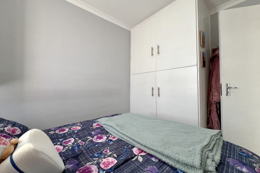 2 Bedroom Property for Sale in Morgenster Western Cape